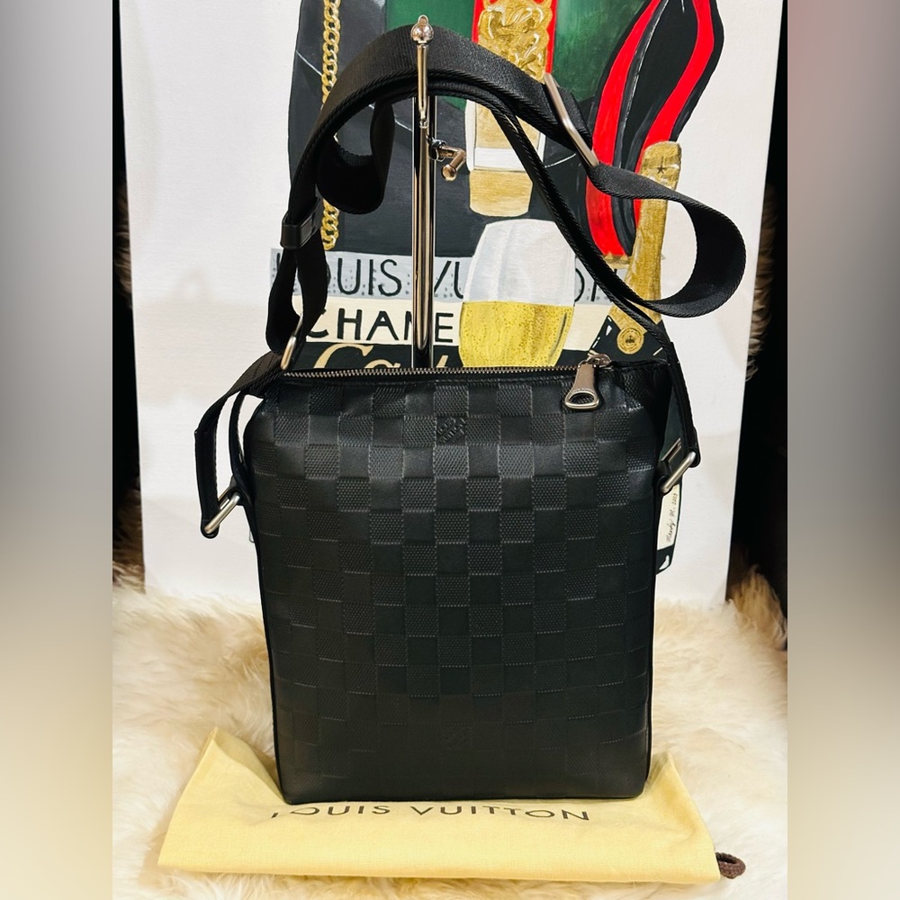 ❌ ❌ SOLD ❌❌LOUIS VUITTON DAMIER INFINI BRAZZA MESSENGER BAG UNISEX w/ DUST BAG - Picture 1 of 17